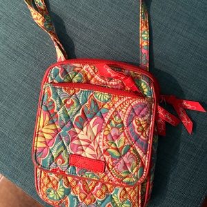 Vera Bradley small crossbody purse. NWOT.